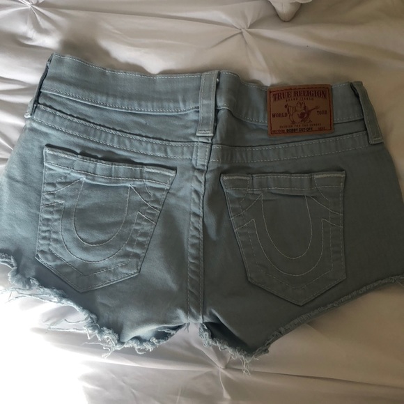 True religion shorts size 25 - Picture 2 of 3
